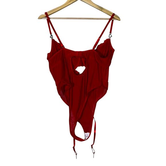 Sexy Lace Bodysuit Womens 2XL Red Sheer Underwire Keyhole Garter Lingerie Heart - Picture 3 of 5